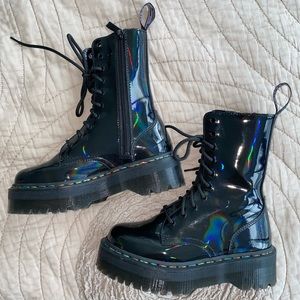 Size 7 HOLOGRAPHIC DOCS! 🌈